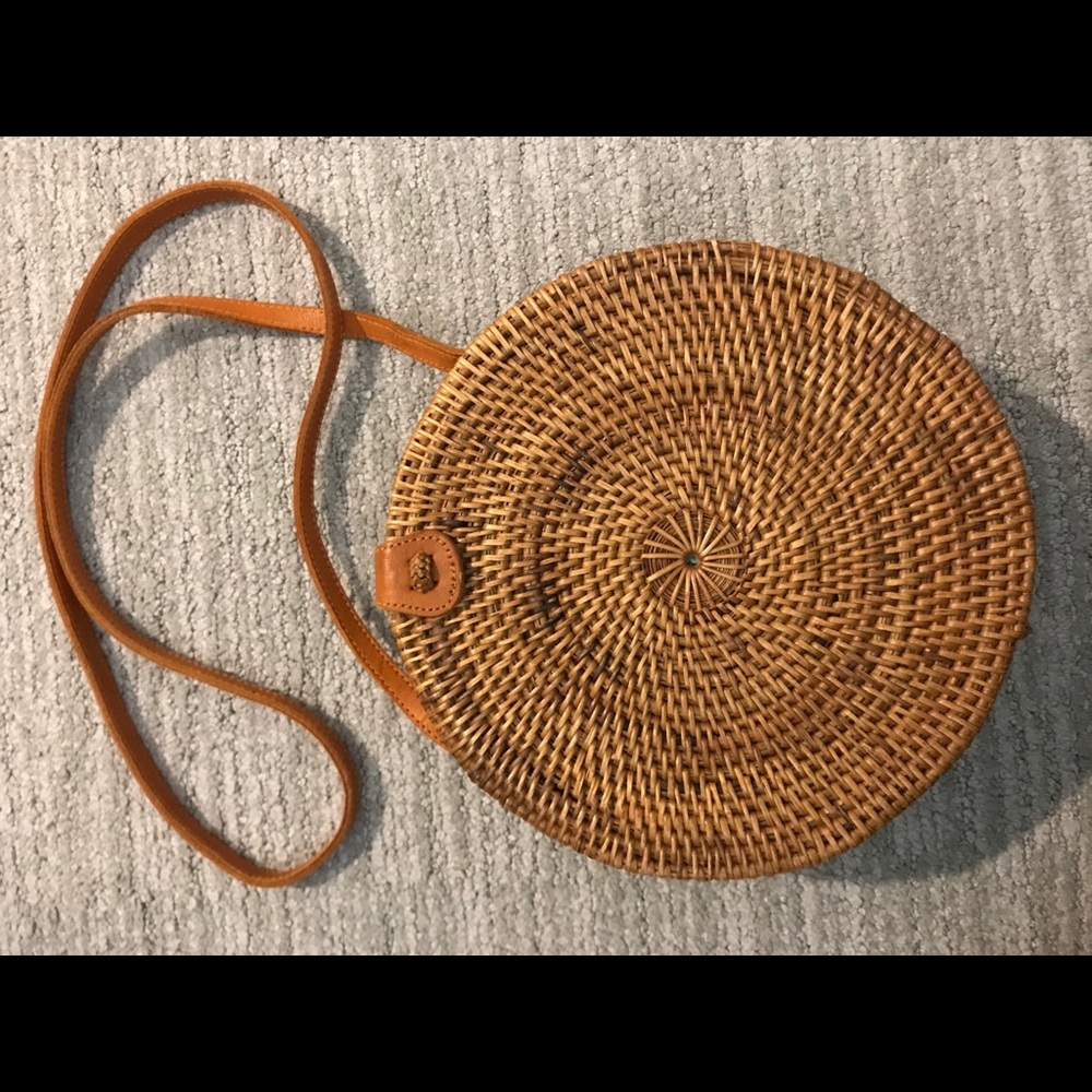 Brown woven circle purse